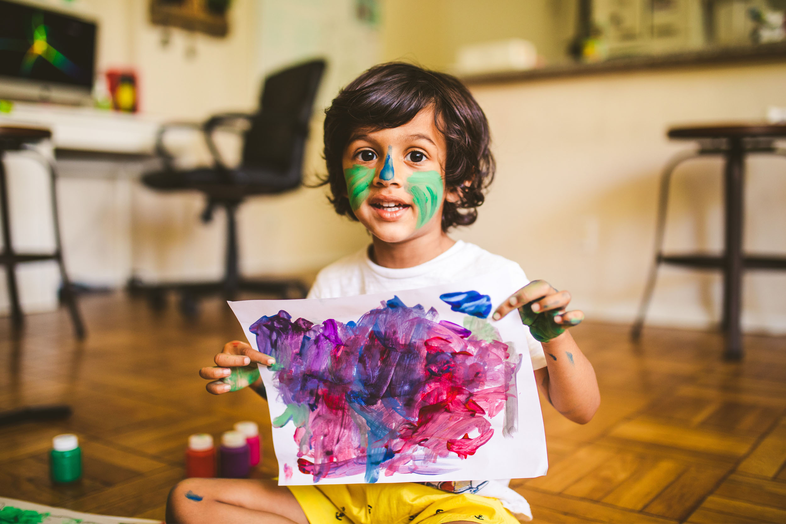 How to Comment on Children’s Artwork: 8 Motivating Ways